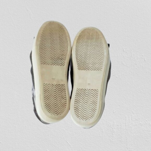 Ronsports grey velvet-like pull on sneakers w/ bow detail, lightly preworn -11 - Picture 6 of 6